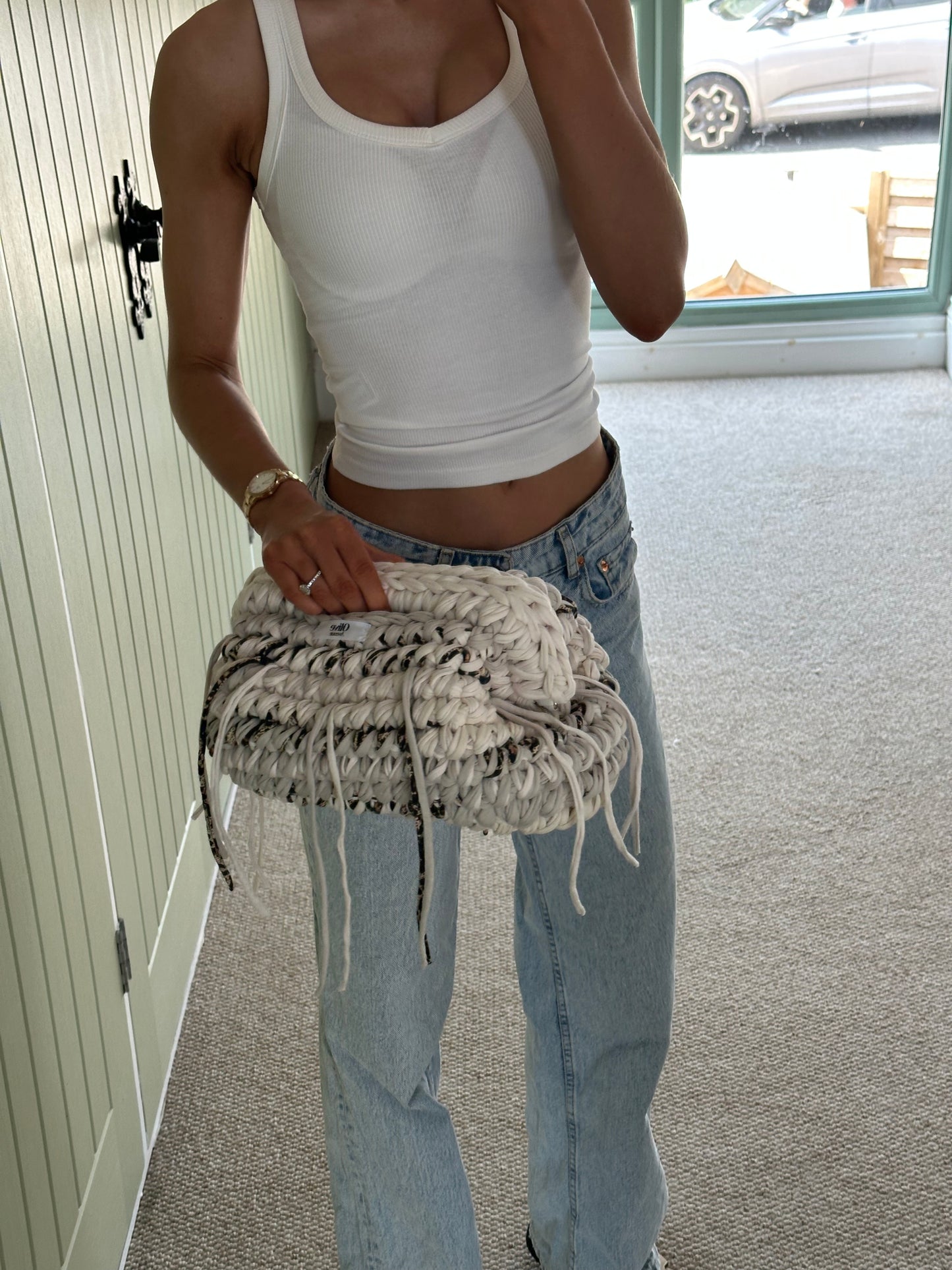 Leora XL clutch