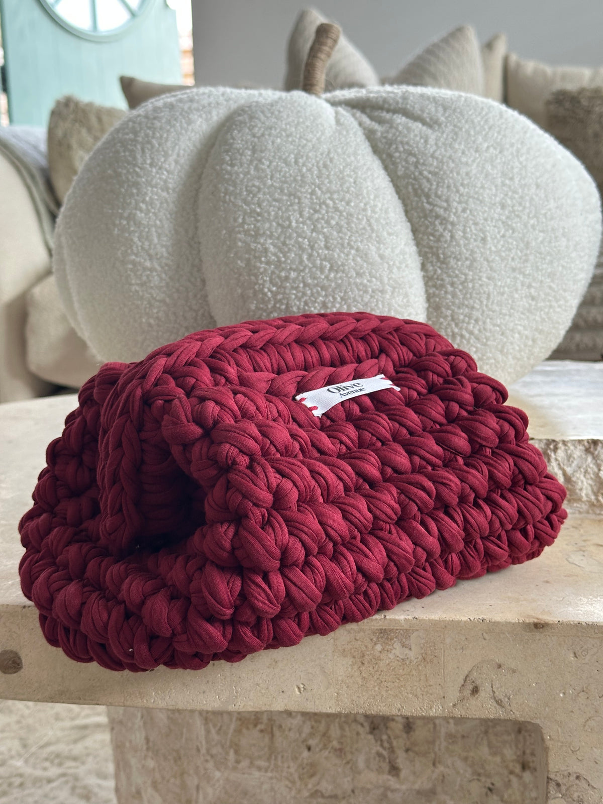 Winterberry clutch