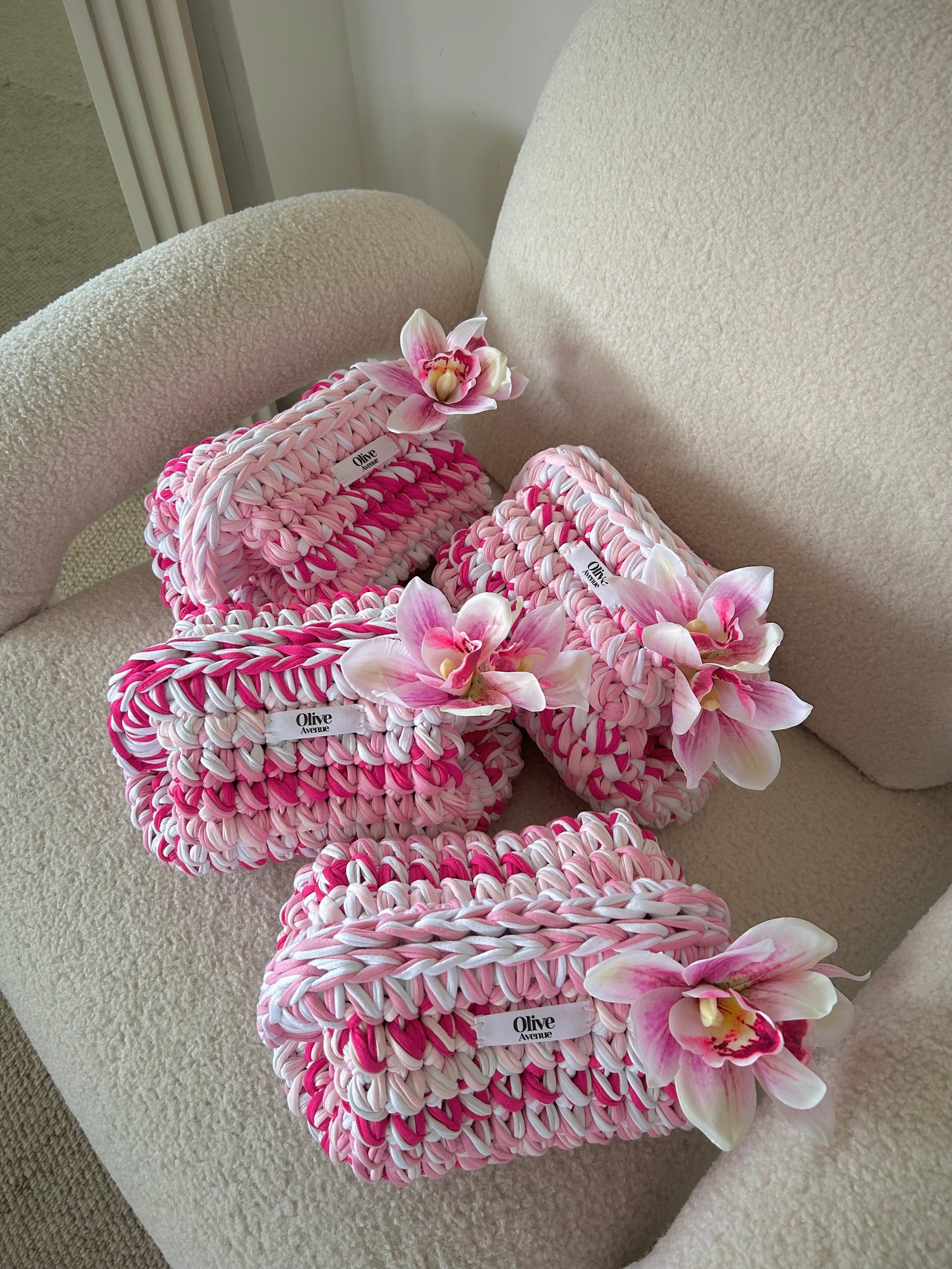 Clutch bag in Hibiscus